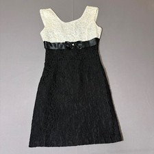 Union Lace Sheath Dress Womens Size 5 Black White Satin Bow Pearl Accent
