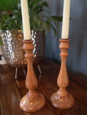 Vintage Paar Kerzenständer aus Holz hält Tafelkerzen 10 Zoll