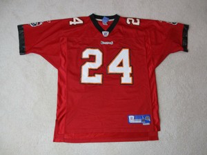cadillac williams jersey