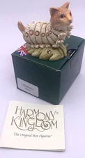 Harmony Kingdom Cat Boots Caterpillar Fixed Figurine