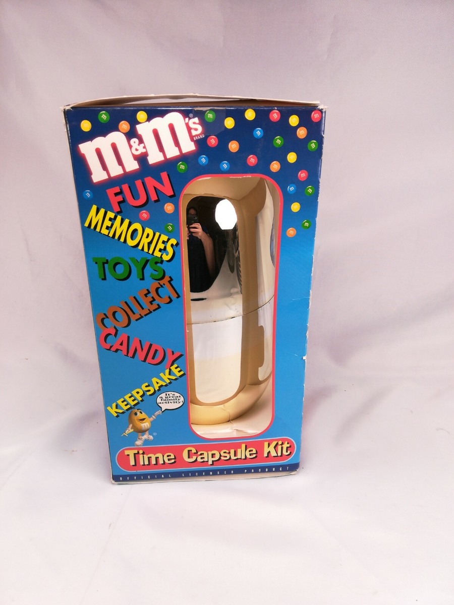 M&M's 2000 Time Capsule Kit 限定版レア M&M's 2000 Time Capsule Kit 限定版レア M&M's 2000 Time