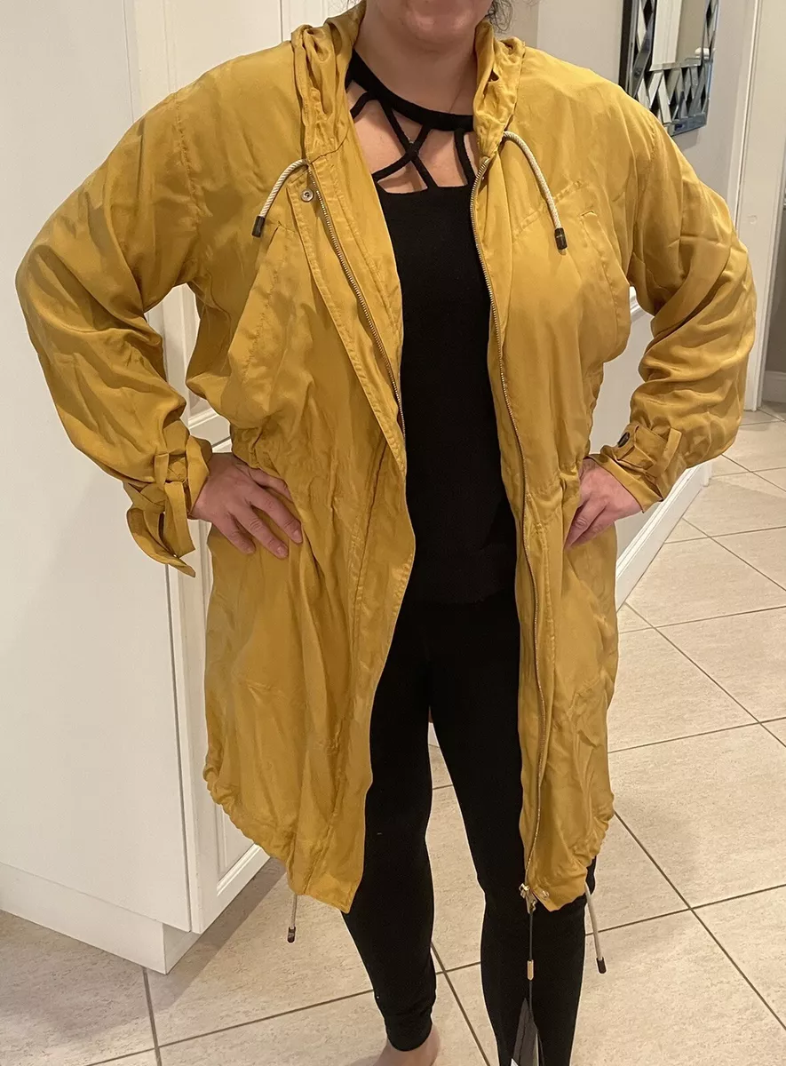 Gucci raincoat shop womens