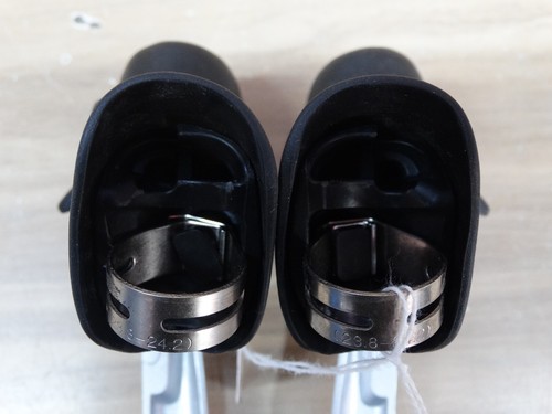 SHIMANO CLARIS TRIPLE 8 SPEED SHIFTERS ST 2303 very good - Picture 7 of 8
