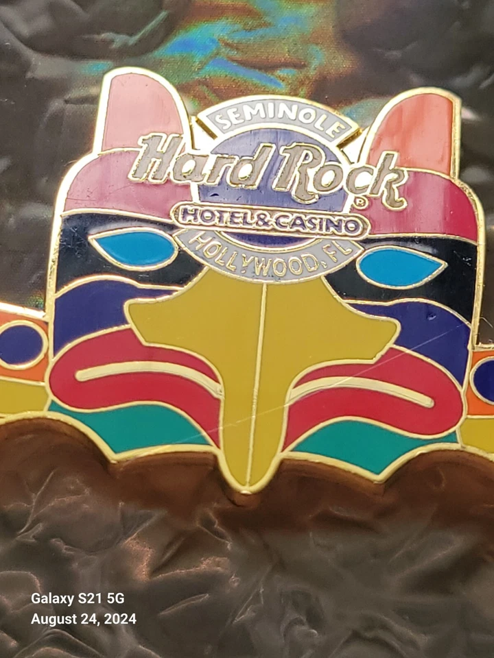 Hard Rock Cafe ® Seminole Hotel pin sTotem Series" limited edition of 300 HR0125 - Image 3 of 4