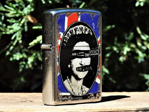 Zippo Feuerzeug - Sexpistols God Save the Queen - Johnny Rotten - Sid Vicious UK - Bild 6 von 11