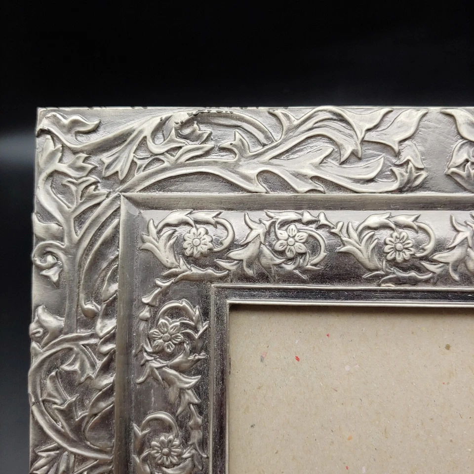 Ornate Art Nouveau Floral Picture Frame - 5x7 Silver Gray Botanical Leaf Flower - Image 2 of 4