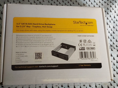 StarTech.com 5.25'' to 3.5'' Trayless Hard Drive Hot Swap Bay - Mobile Backplane
