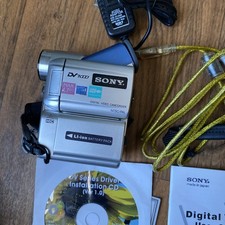 Sony DV1000 Video Camcorder 4.1MP USB Memory Card Parts
