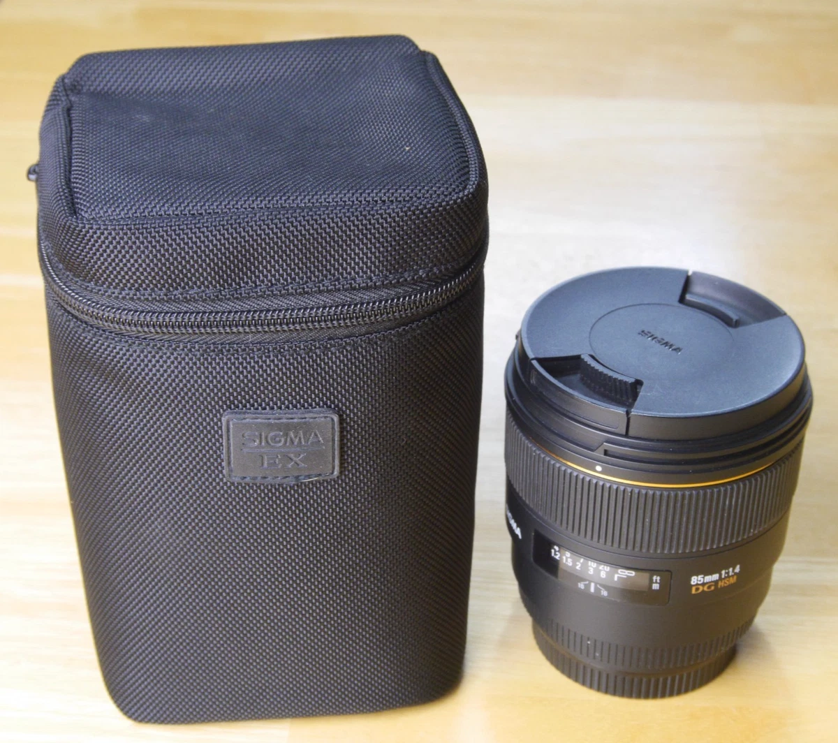 Sigma EX 85mm 1:1.4 DG HSM単焦点レンズ + Pro1D Amazon.com : Sigma 85mm f/1.4 EX DG HSM Large Aperture Medium