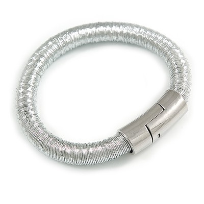 Einzigartiges Magnetarmband mit Silberfaden in silberfarben - 18 cm L