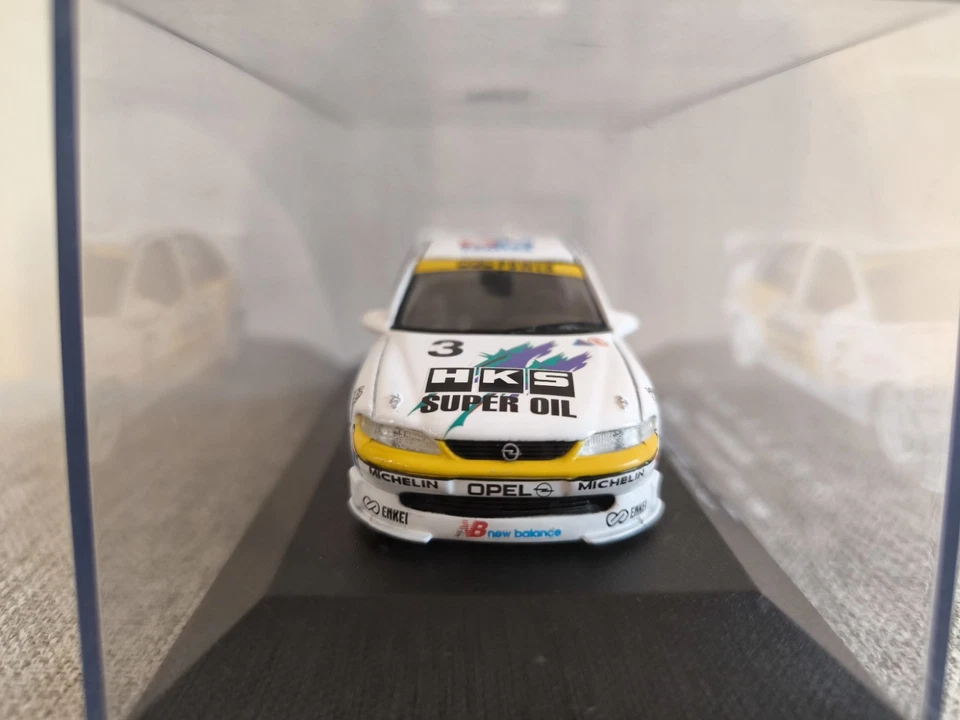 Opel Vectra HKS OPEL TEAM JAPAN JTCC 96 Onyx 1:43 Masahiro Hasemi XT008 - Immagine 2 di 4