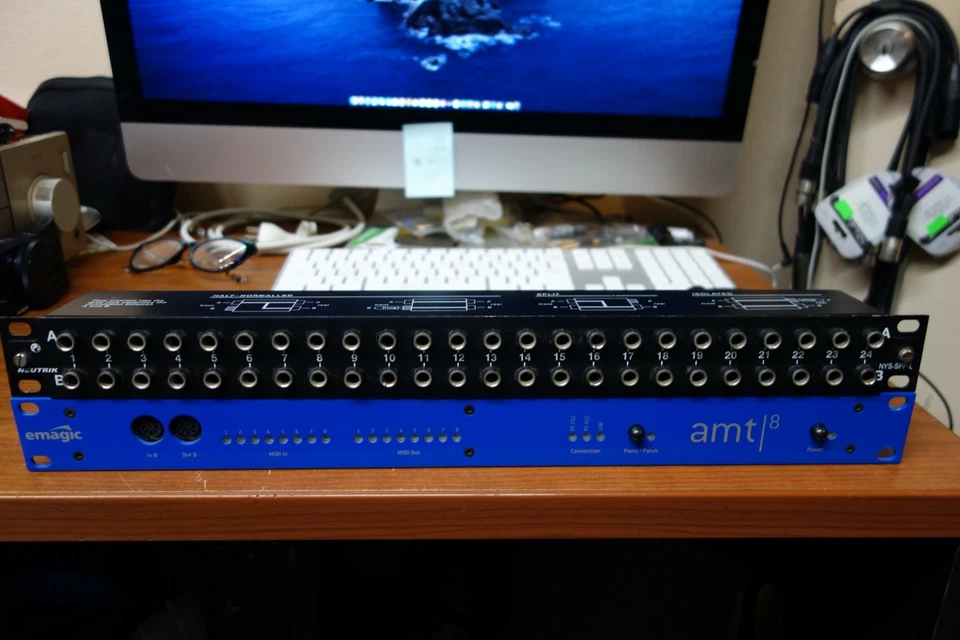 Emagic AMT8 Active Midi Interface & Neutrik NYS-SPP-L