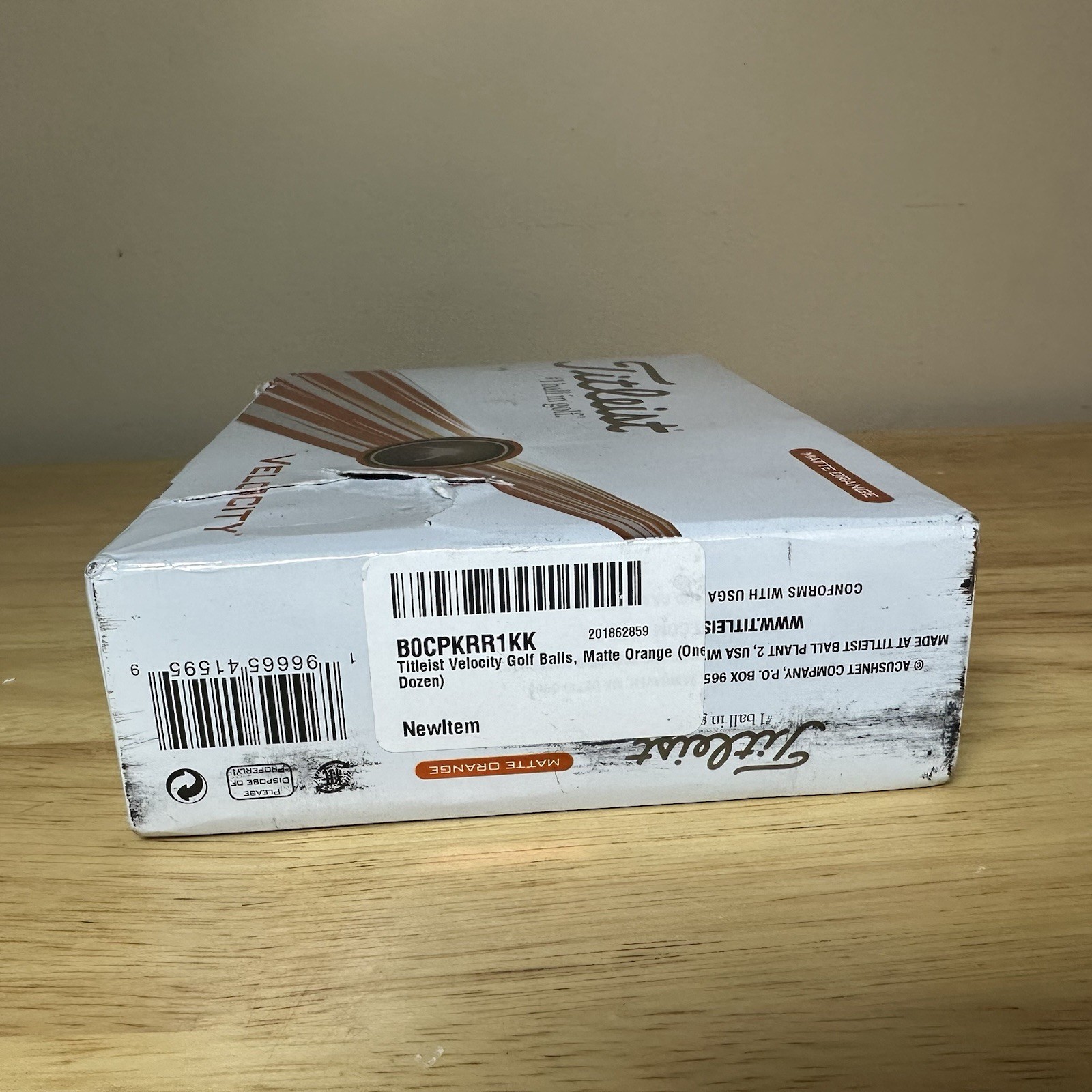 Titleist 2024 Velocity Golf Balls, Men's, Matte Orange