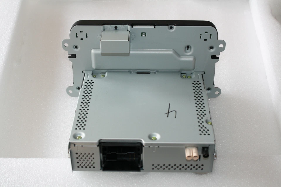 ORIGINAL VW Golf Cabrio Passat Sharan Radio Composition Color DAB+ 1K8035150B - Bild 3 von 4