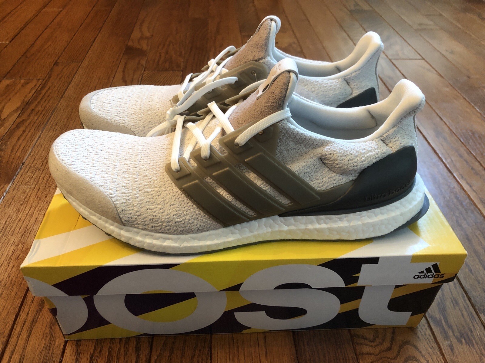 ultra boost lux box