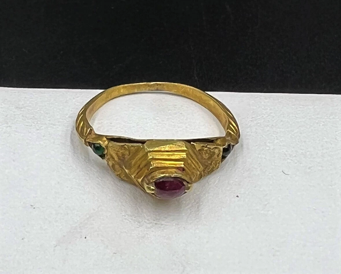 Antique South East Asian Art Vintage Gold Gems Jewelry Hand Made Gold Ring