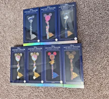 Disney Mickey Mouse The Main Attraction Key *you pick*