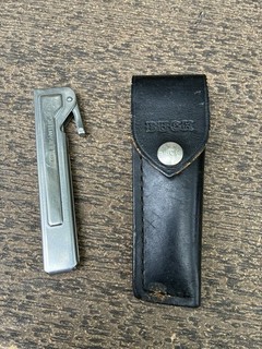 Vintage Buck 137 Steelmaster USA Sharpening Steel with Sheath