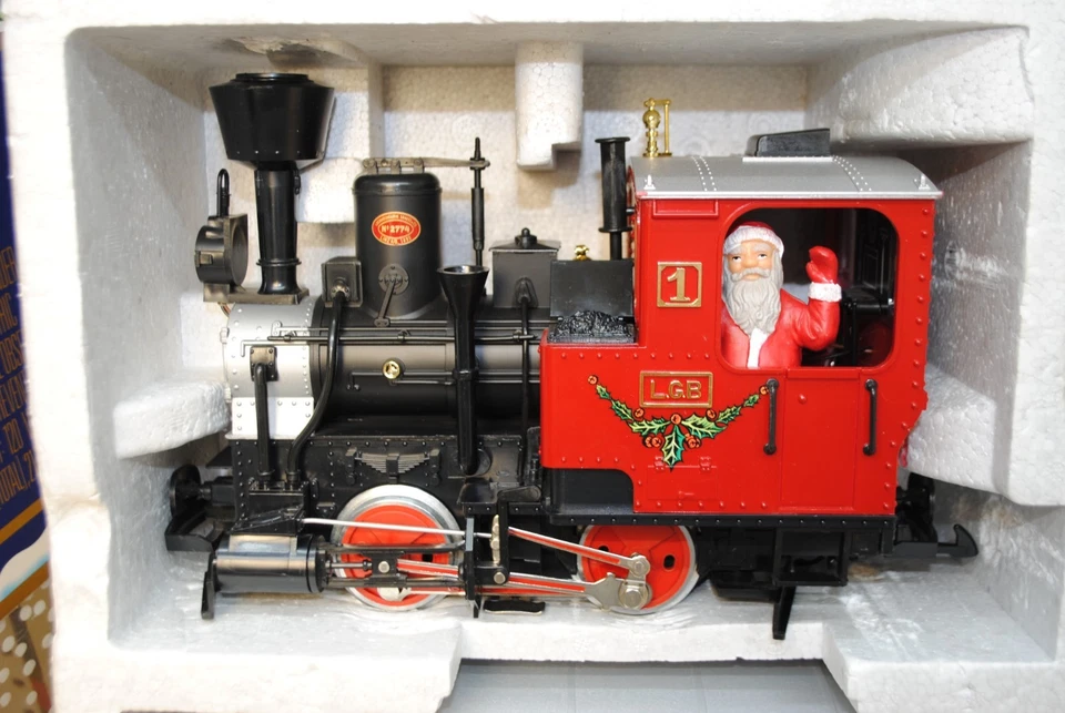 LGB 21540 Santa Claus Christmas Steam Passenger Train Set *G-Scale* - Image 2 of 4