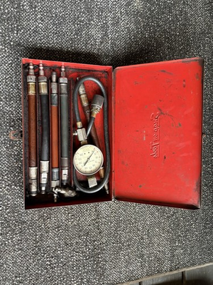 #ad Snap On KRA124A Vintage Compression Test Kit All Original $400.00