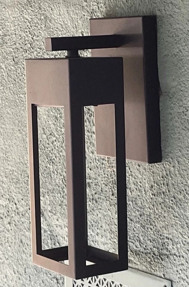 Luminária de parede externa Canarm Fae 5” LED - Preta - Imagem 2 de 2