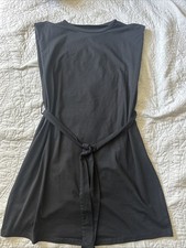 Woman’s Black Sleeveless Knee Length Dress - Size Large