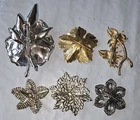 #82 Jewelry Lot, Flower, Floral, Brooch/ Pins Vintage To Modern Costume