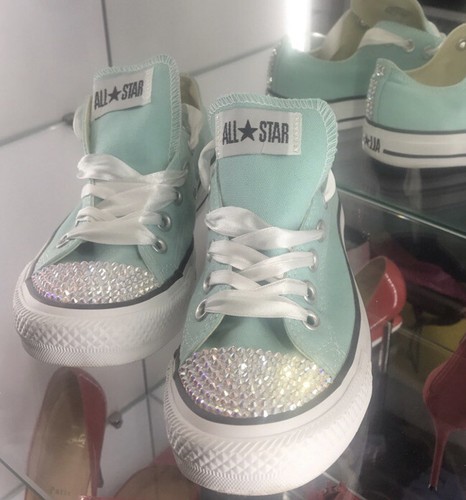 mint green chucks