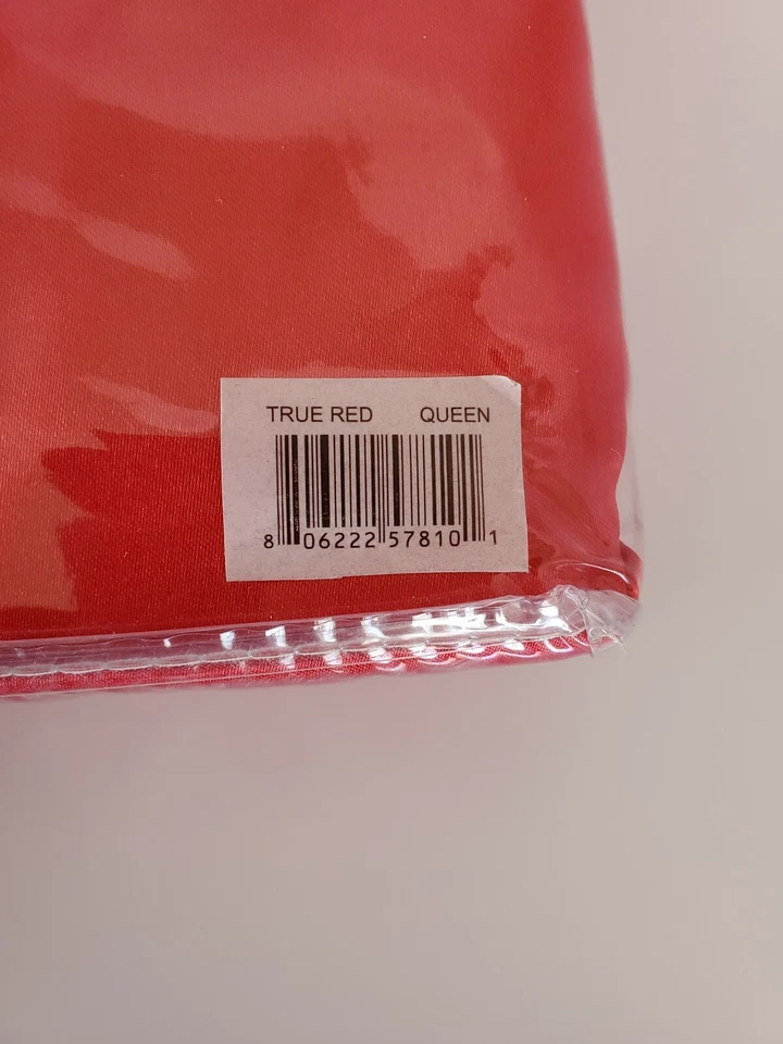 6-Piece Royal Opulence, Satin Luxory Queen Sheet Set, 230 Thread Count, Red - Image 4 of 4