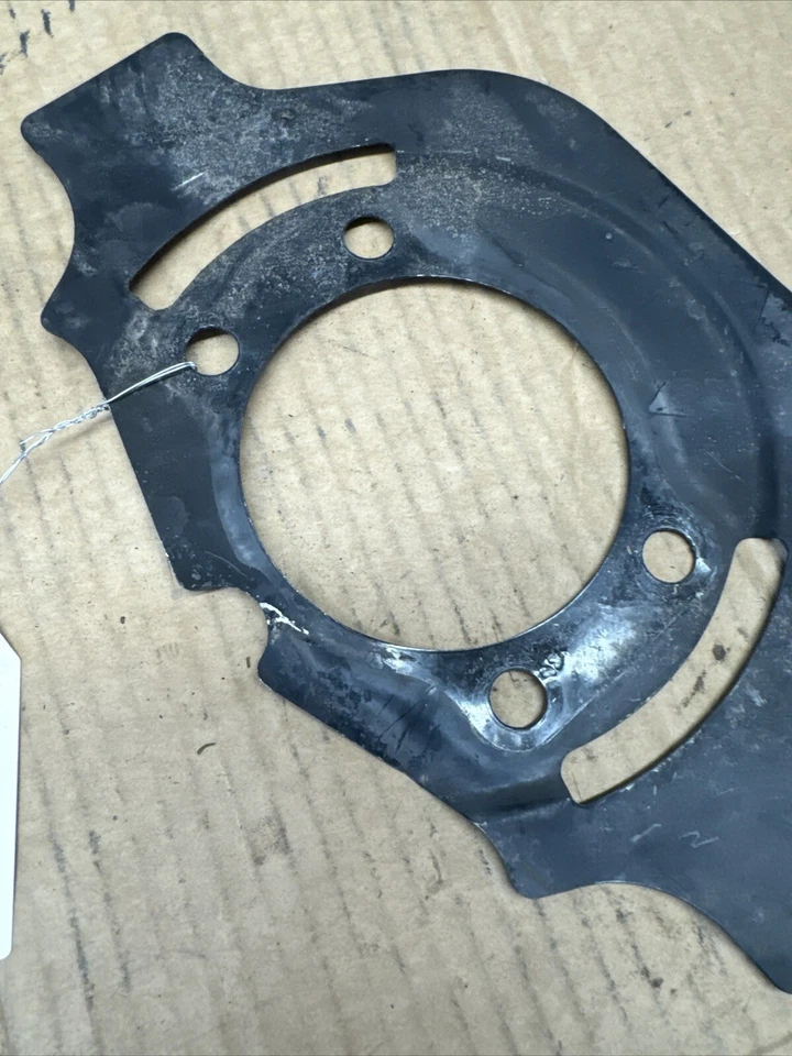 Placa de respaldo protector antipolvo freno delantero Infiniti G37 Q50 10-24 41161-EJ70A Foto 3 de 4