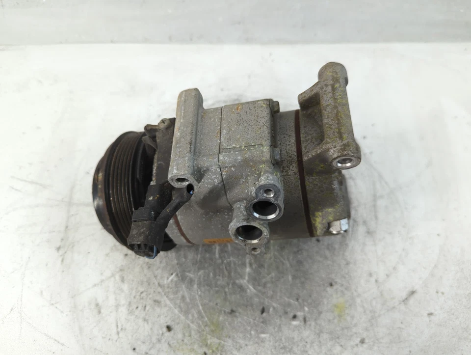 Compresor de aire acondicionado Mazda 6 2014-2021 OEM Z2GVR Foto 2 de 4