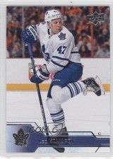 2016-17 Upper Deck Leo Komarov #173 b5y