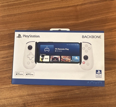 Backbone One PlayStation Edition Mobile Controller for iPhone White Lightning