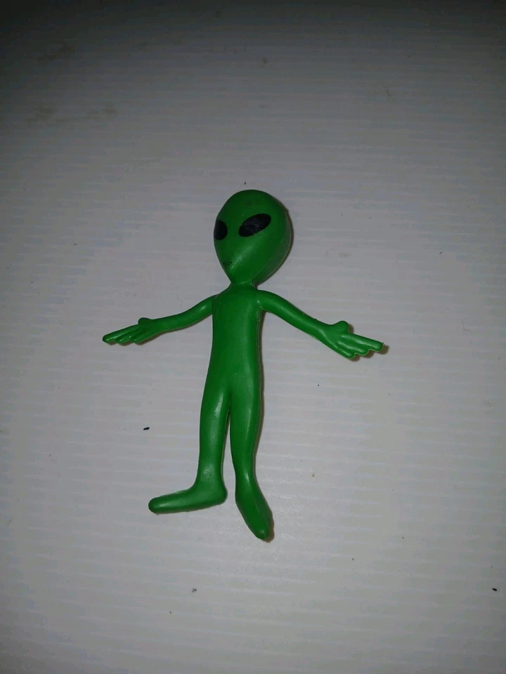 Figura de acción de juguete extraterrestre verde posable extraterrestre extraterrestre plegable alienígena coleccionable Foto 3 de 4