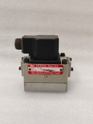 TSS TOKYO PRECISION INSTRUMENTS 403F-45L-200-14.151 Servoventil