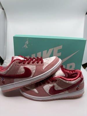Size 10 - Nike Dunk Low SB x StrangeLove Valentines Day