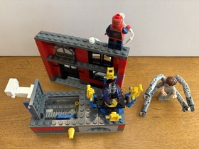 LEGO Spider Man Spiderman Doc Ock's Fusion Lab 4857 Rare Figures