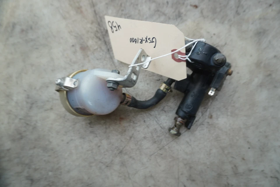 Suzuki GSXR 1000 2001 freno delantero cilindro maestro E-458 Foto 4 de 4