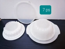 Tupperware 7ps jello Mold. White.