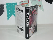 VTG A is for Alibi Sue Grafton book HB DJ 1982 TRUE 1st edition New Condition