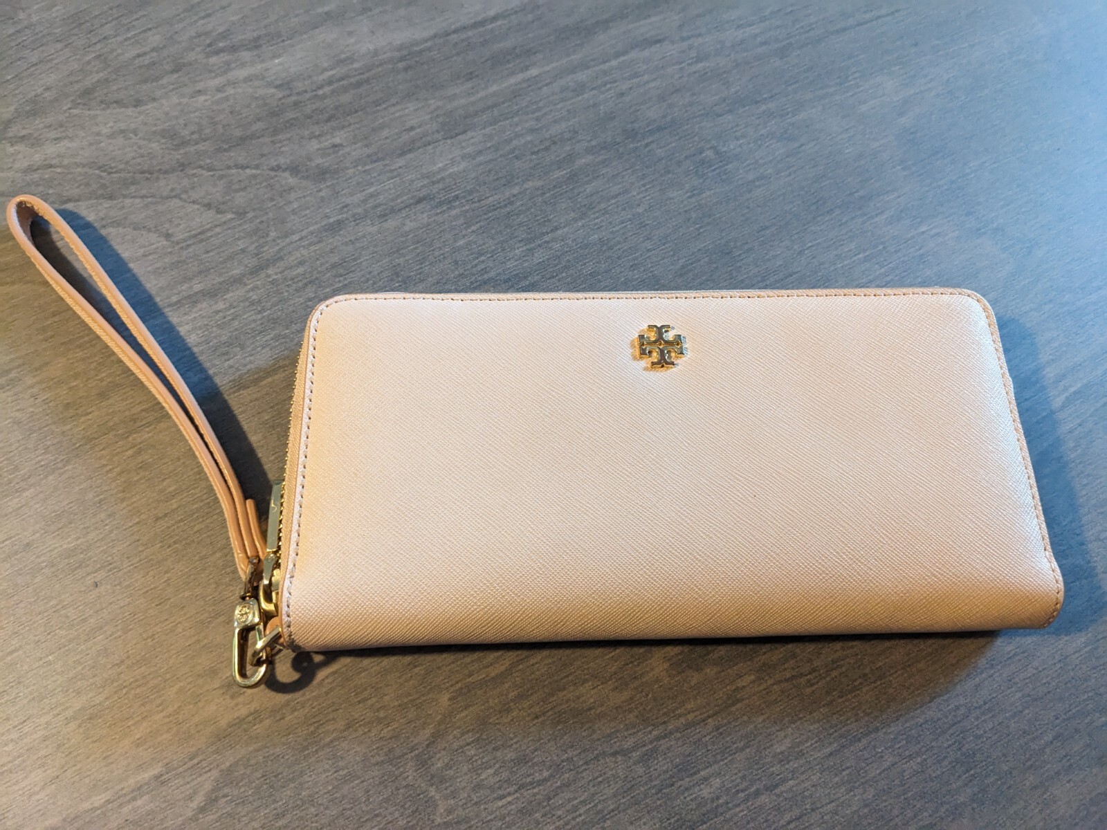 Tory Burch York Continental Passport Women's Wallet C… Gem