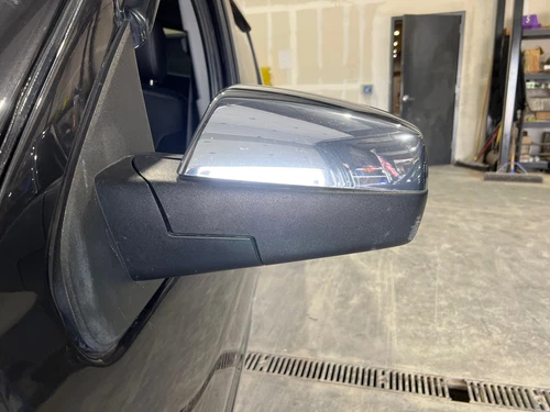 14-19 Silverado 1500 Driver LH Left Chrome Heated Pwr Fld Dr Mirror *(Scratched)