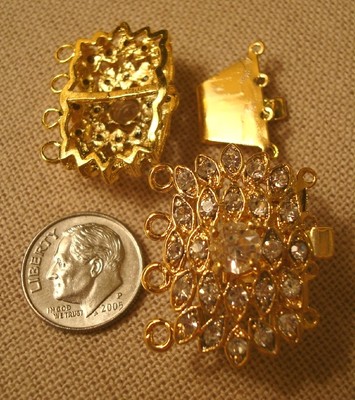 25  Clear crystal rhinestones victorian style gold plated 4 strand clasp fpc125