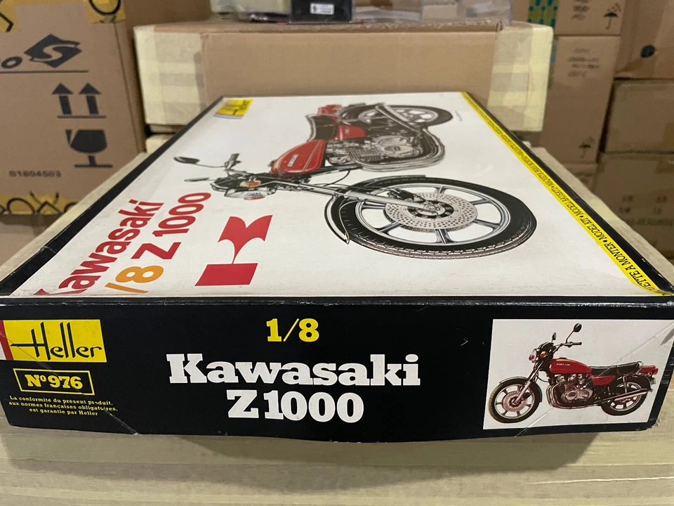 KAWASAKI Z 1000 HELLER 976 - SCALA 1/8  - Immagine 3 di 3