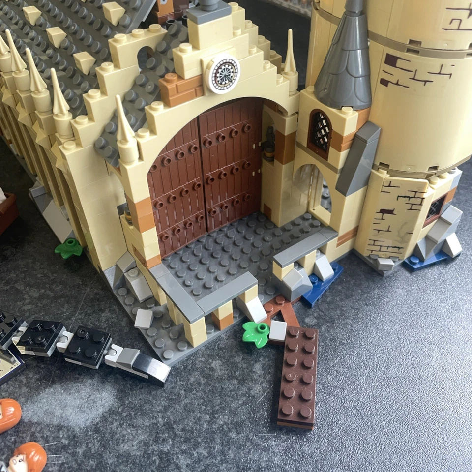 hogwarts castle Harry Potter Brick Set ( Not Complete Please Read Description - Image 3 of 4