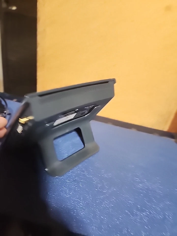 Amped Wireless Touchscreen Range Extender - Image 2 of 4