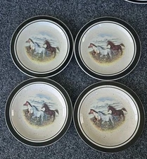 Set of 4 Folkcraft Stoneware Scotty Z Running Horses Stoneware 8.5" Plates