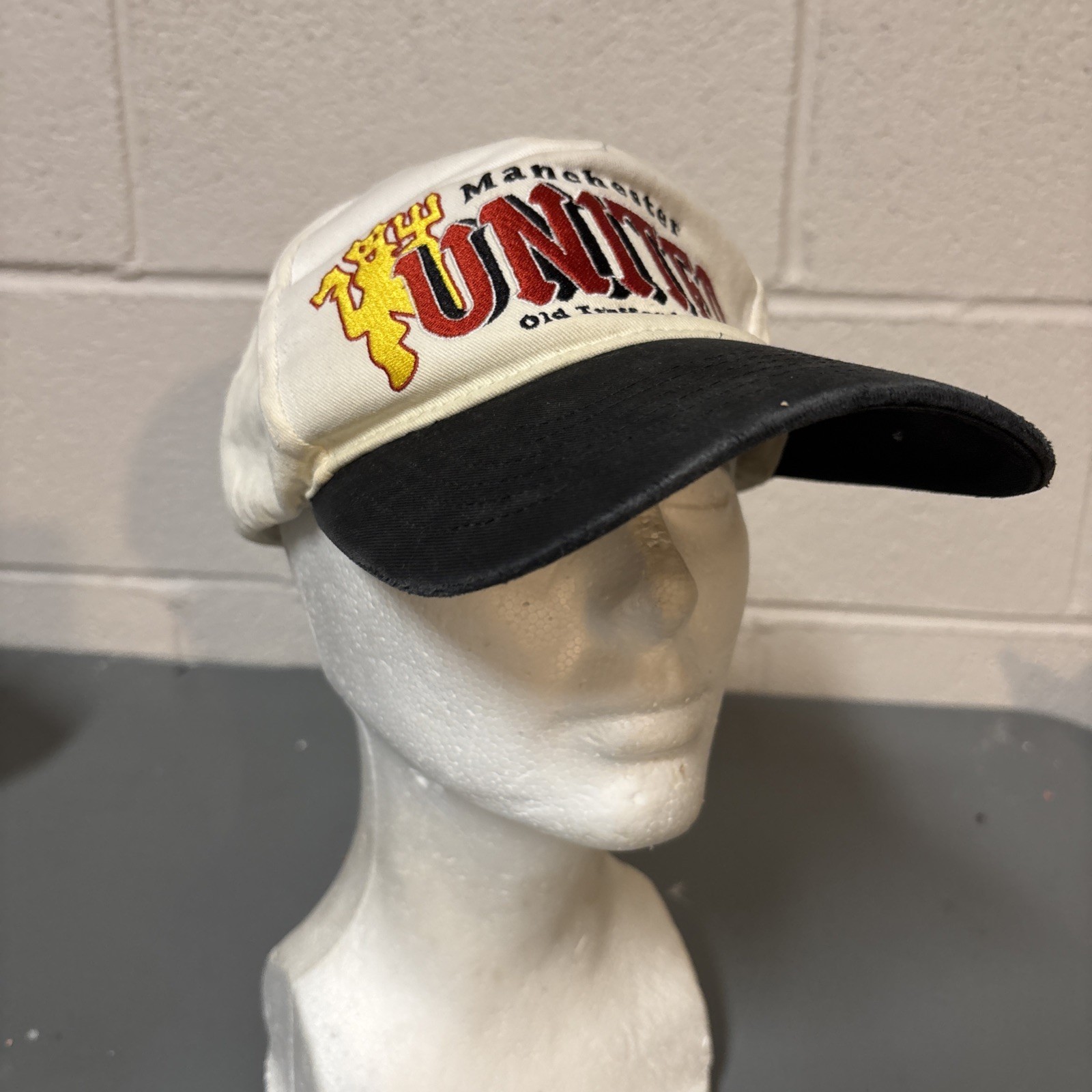 Vintage Manchester United ManU SnapBack 90’s Style Old Traded Red Devils