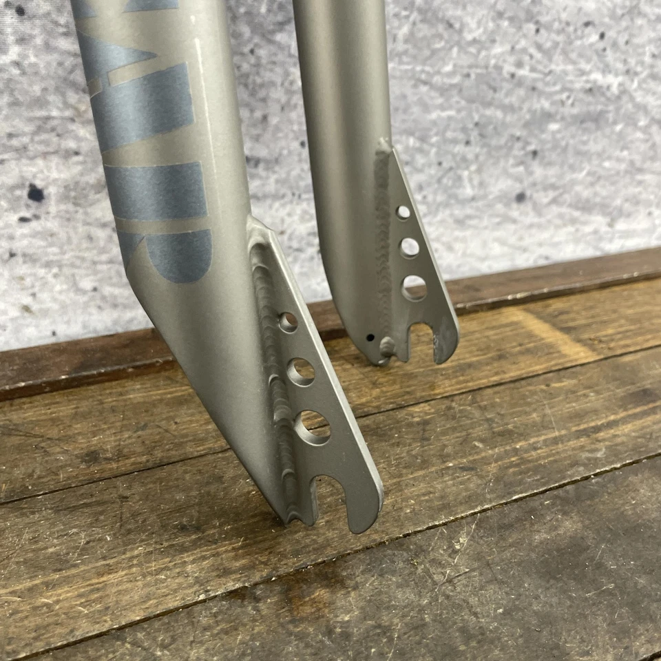 SE Racing 29 in Landing Gear BMX Fork 1-1/8 Threadless Us vs Them 700c 29" - Image 3 of 4