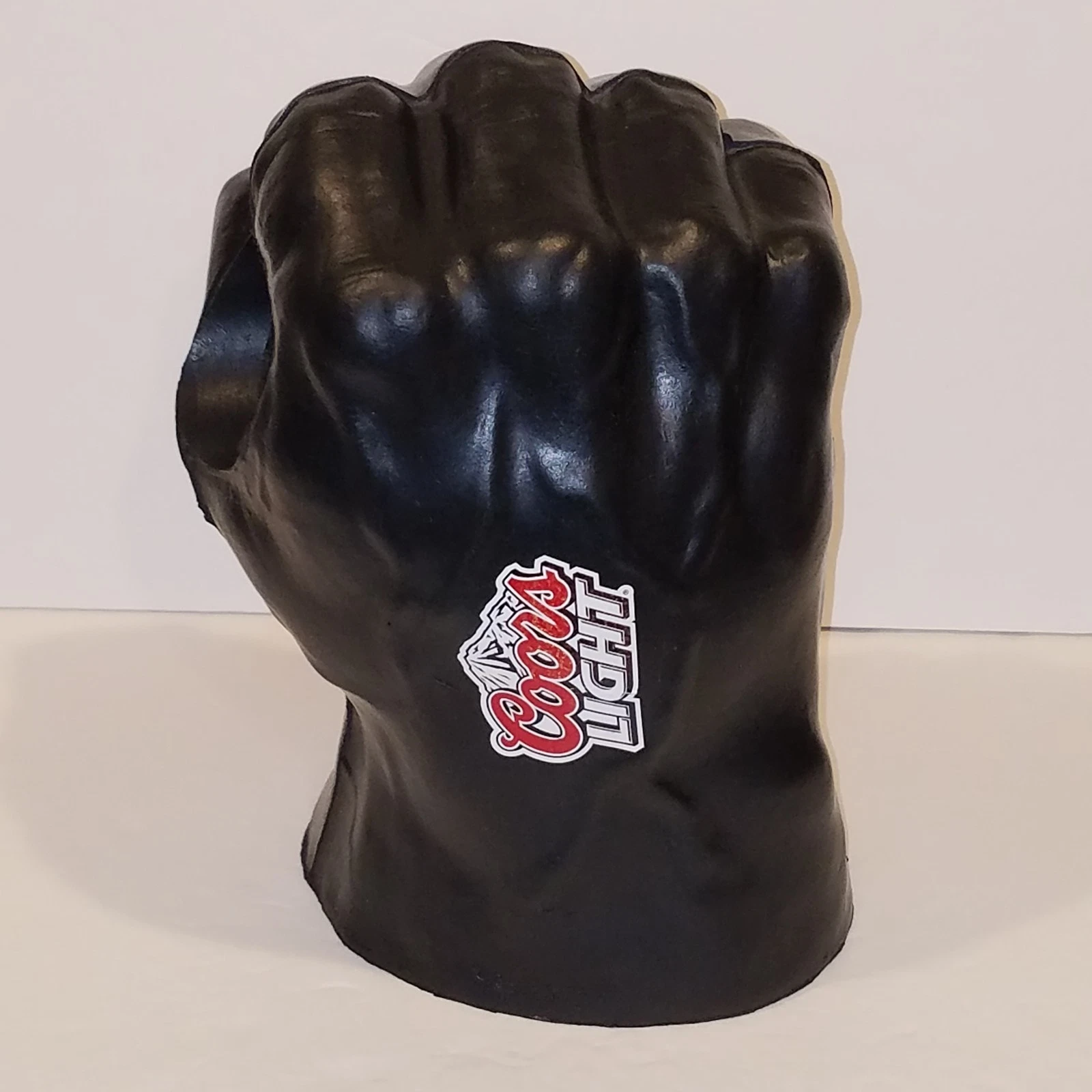 Coors Light Tuf Glove Foam Fist Hand Beer Can Drink Holder Coozie Cooler Black
Opens in a new window